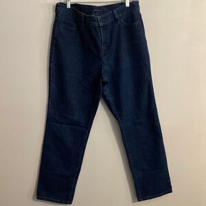 Levi's 512 Perfectly Slimming Skinny pocket jeans, size 16M